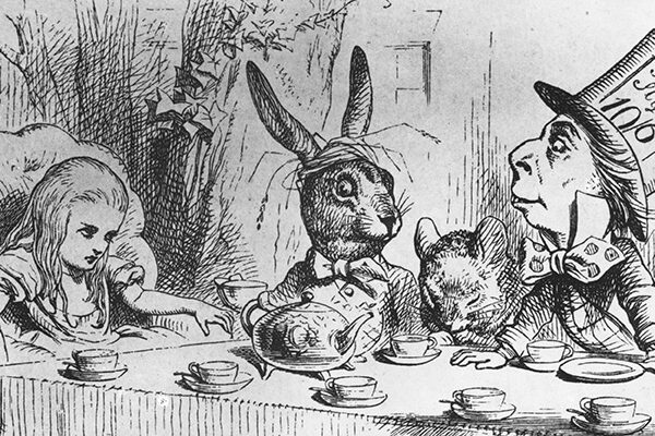 04 luglio, 1865 – Alice nel Paese delle Meraviglie, viene pubblicato.